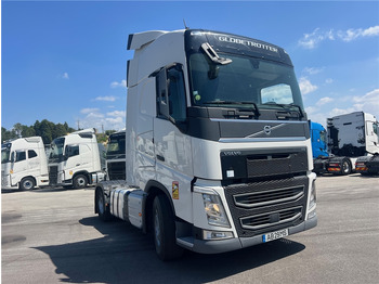 Xe đầu kéo VOLVO FH 500