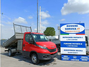 Xe ben nhỏ IVECO Daily 35c12