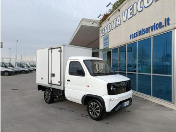 Xe tải nhỏ thùng kín