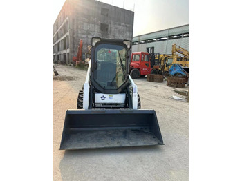 Máy xúc lật đa năng BOBCAT S450