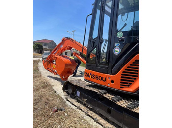 Máy xúc mini Hitachi ZX50U: hình 4