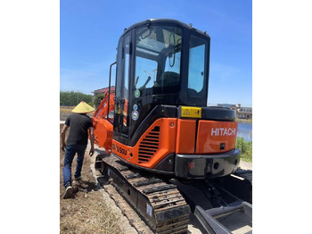 Máy xúc mini Hitachi ZX50U: hình 5