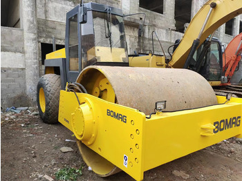 Máy đầm BOMAG