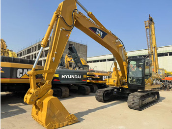 Máy xúc bánh xích CATERPILLAR 320CL