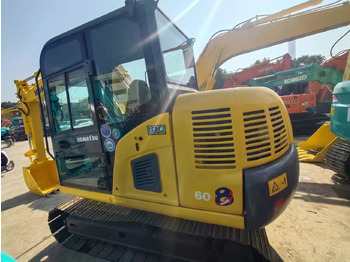 Cho thuê KOMATSU PC60-8 KOMATSU PC60-8: hình 5
