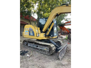 Máy xúc mini KOMATSU PC70-8