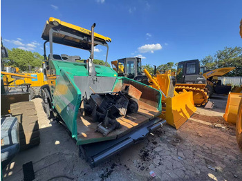 Máy lát nhựa đường VÖGELE