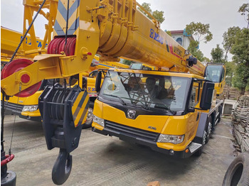 Cẩu bánh lốp XCMG QY50K