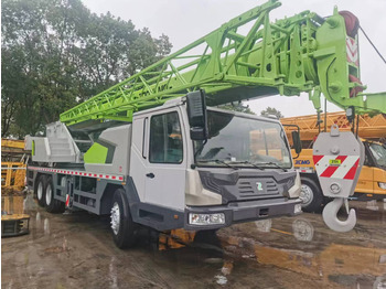 Cẩu bánh lốp ZOOMLION ZTC251V