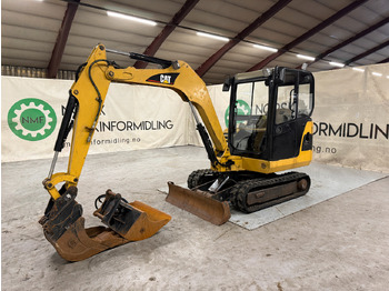 Máy xúc mini CATERPILLAR 302