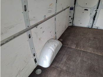 Xe van chở hàng IVECO Daily ne postoji: hình 3 Xe van chở hàng IVECO Daily ne postoji: hình 3