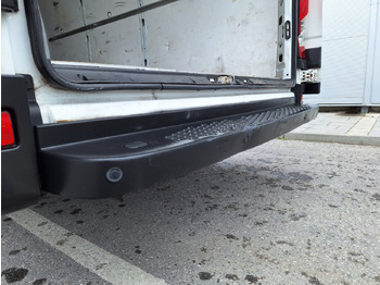 Xe van chở hàng IVECO Daily ne postoji: hình 2 Xe van chở hàng IVECO Daily ne postoji: hình 2