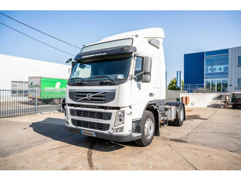 Xe đầu kéo VOLVO FH 460