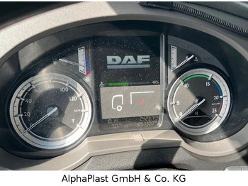 Xe đầu kéo DAF XF 440