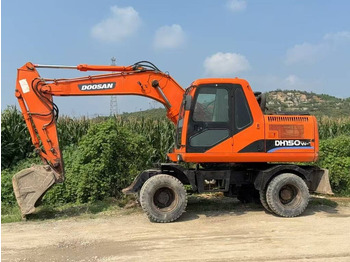 Máy xúc bánh xích DOOSAN DH150W-7