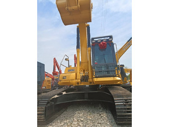 Máy xúc bánh xích KOMATSU PC240