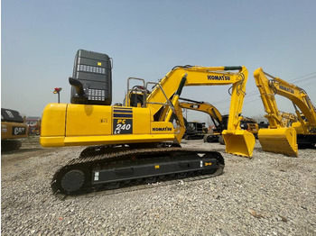 Máy xúc bánh xích KOMATSU PC240