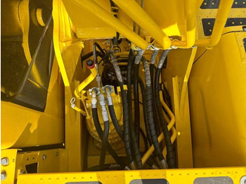 Máy xúc bánh xích Komatsu PC 240: hình 3