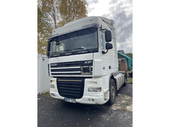 Xe đầu kéo DAF XF 105 460