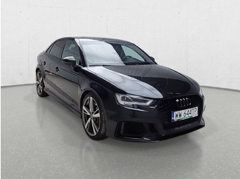 Sedan AUDI