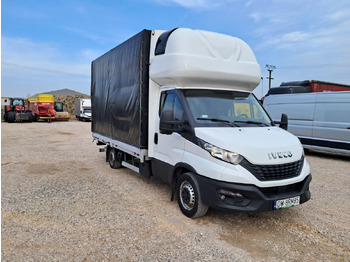 Xe van thùng mui bạt IVECO