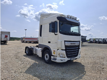 Xe đầu kéo DAF XF 450