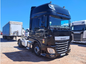 Xe đầu kéo DAF XF 510