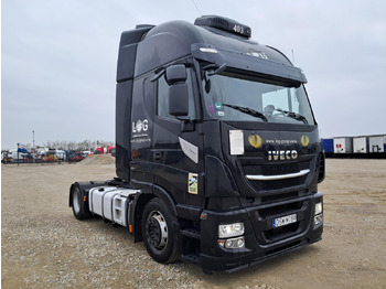 Xe đầu kéo IVECO