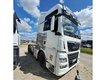 Xe đầu kéo MAN TGX