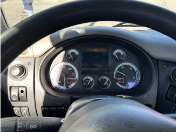 Xe tải nâng móc DAF: hình 3