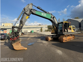Máy xúc VOLVO EC250EL