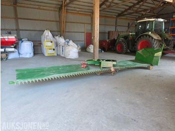 Máy móc nông nghiệp JOHN DEERE 2000 Series