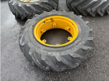 Cho thuê  1 GoodYear 12.4-24 traktordekk med felg 1 GoodYear 12.4-24 traktordekk med felg: hình 3