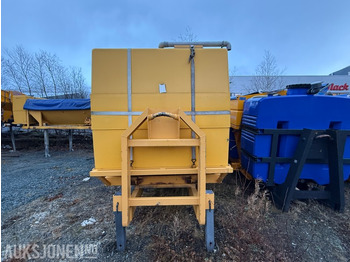 Xe tải 2014 Falköping C-7 LTFV Fastsandspreder på krokramme: hình 2