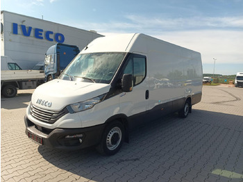 Xe van chở hàng IVECO Daily 35s16
