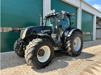Máy cày NEW HOLLAND T7