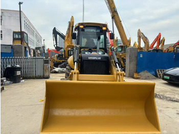 Máy xúc trước múc sau CATERPILLAR 420F2
