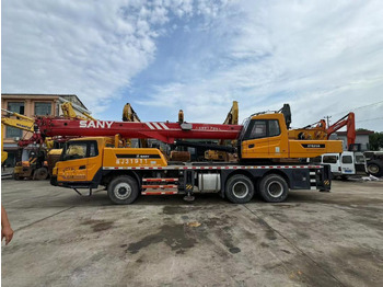 Cẩu bánh lốp ZOOMLION