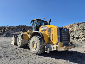 Máy xúc lật bánh lốp CATERPILLAR 980M