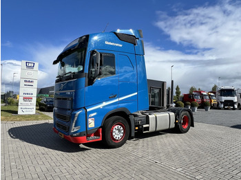 Xe đầu kéo VOLVO FH 460