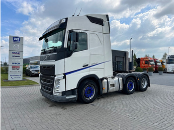 Xe đầu kéo VOLVO FH 460