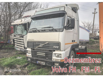 Xe đầu kéo VOLVO FL 220