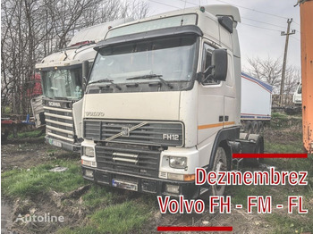 Xe đầu kéo VOLVO FH12