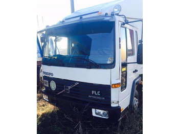 Xe đầu kéo VOLVO FL6