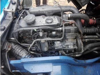 Động cơ MERCEDES-BENZ