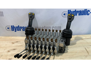 Rơ moóc lâm nghiệp JOHN DEERE