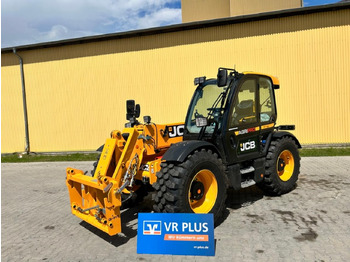Xe nhấc hình viễn vọng kính JCB