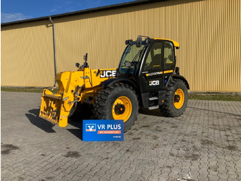 Xe nhấc hình viễn vọng kính JCB