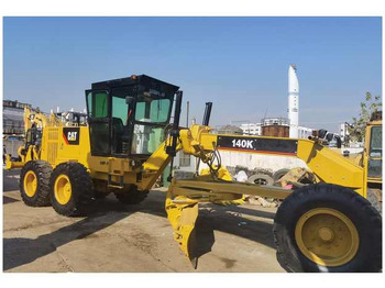 Máy san CATERPILLAR 140H