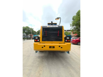 Máy xúc lật bánh lốp CATERPILLAR 950H